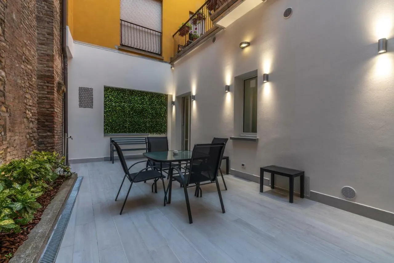 Dimora Santo Stefano: Ampia, Con Giardino Privato Apartman Bologna Olaszország