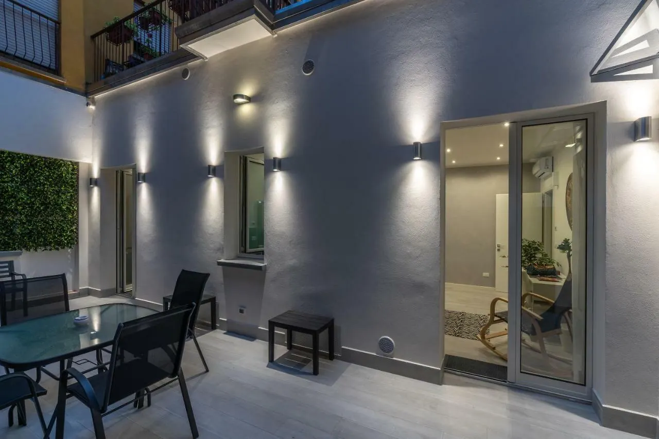 Dimora Santo Stefano: Ampia, Con Giardino Privato Apartman Bologna