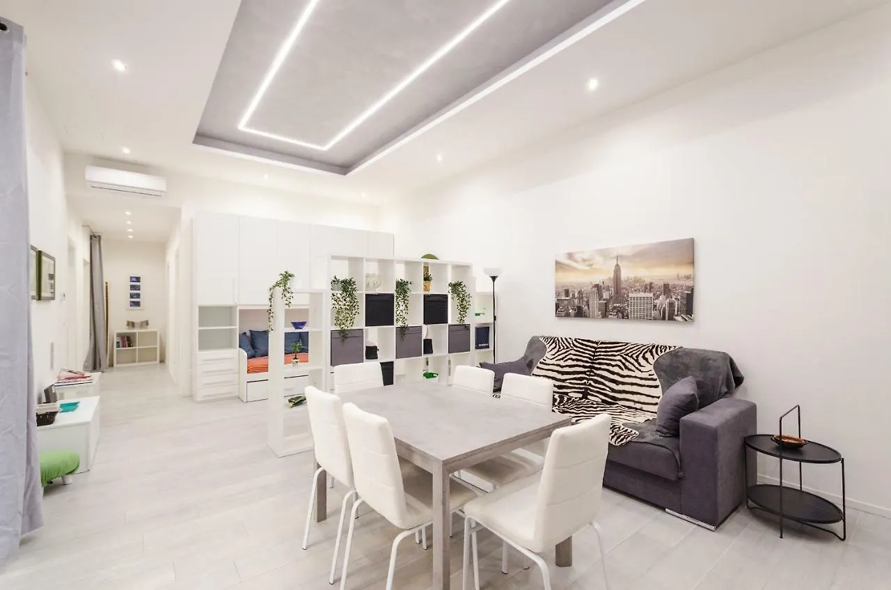 Dimora Santo Stefano: Ampia, Con Giardino Privato location