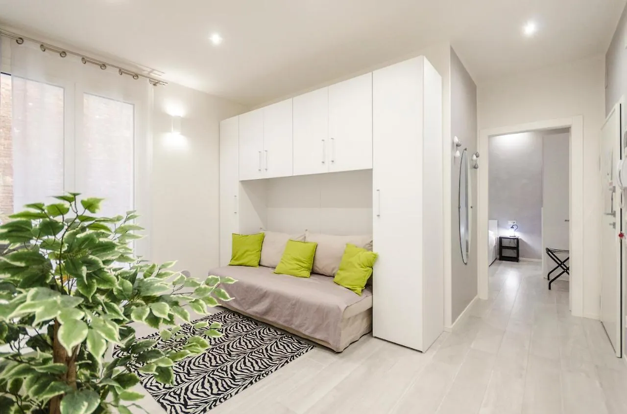 Dimora Santo Stefano: Ampia, Con Giardino Privato Apartman Bologna