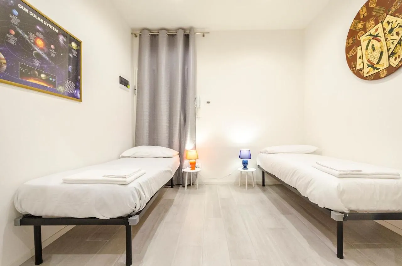 Dimora Santo Stefano: Ampia, Con Giardino Privato Apartman Bologna