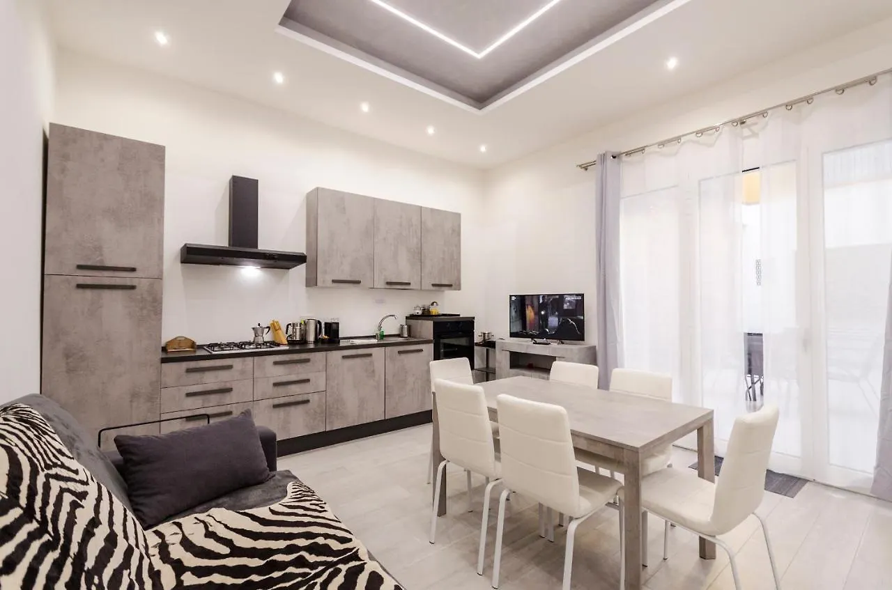 Dimora Santo Stefano: Ampia, Con Giardino Privato Apartman Bologna